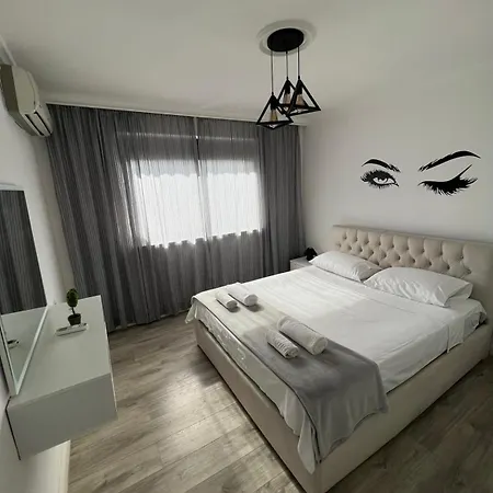 In Tirana,qender Apartman *